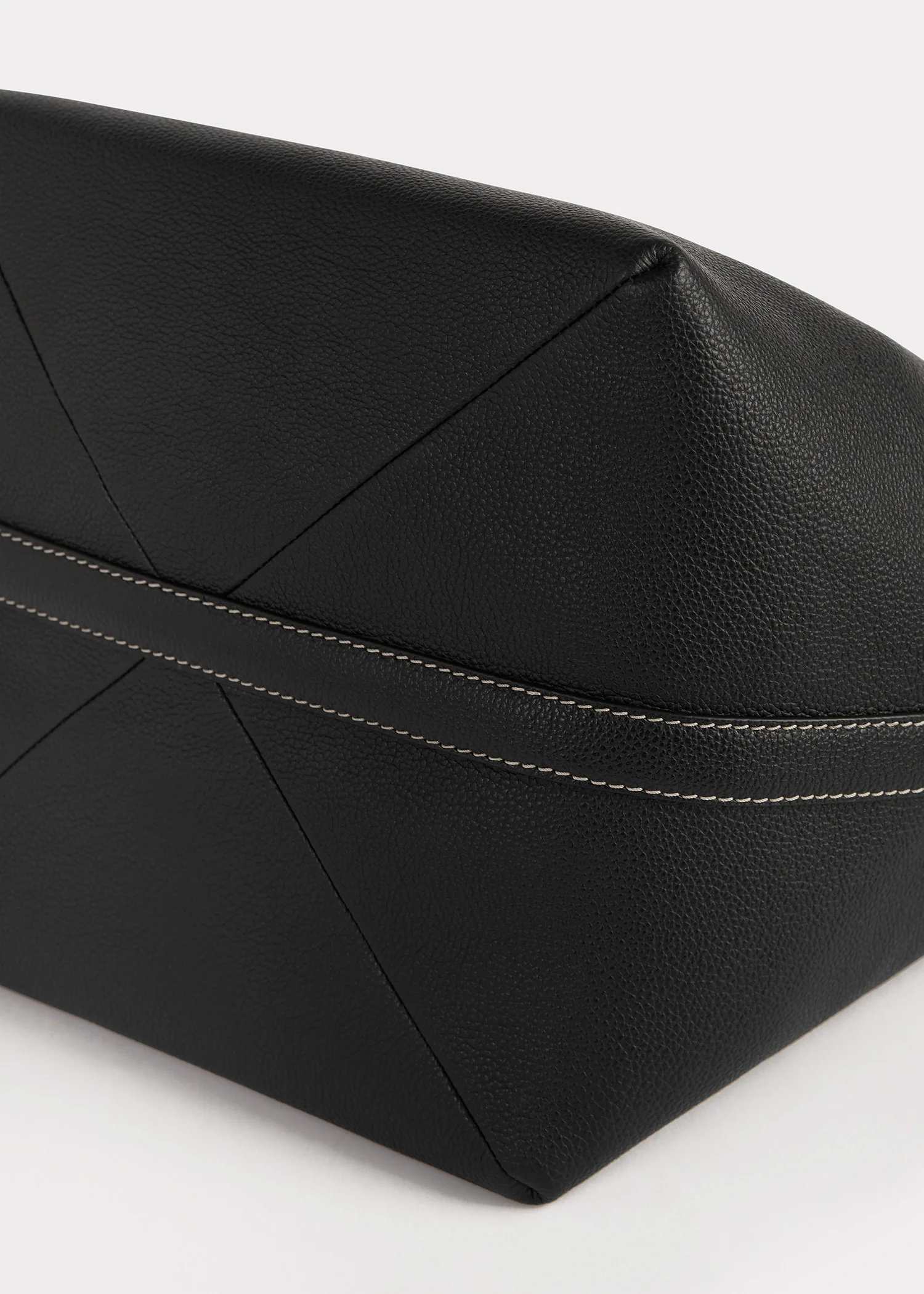 Belted grained-leather tote black - Image 5