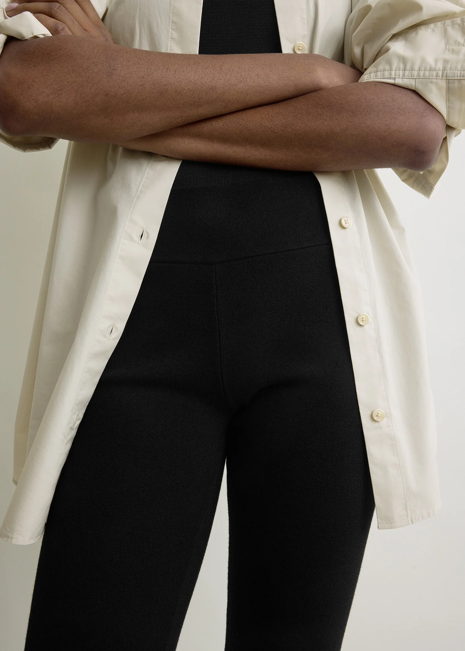 Capri knit shorts black - Image 4