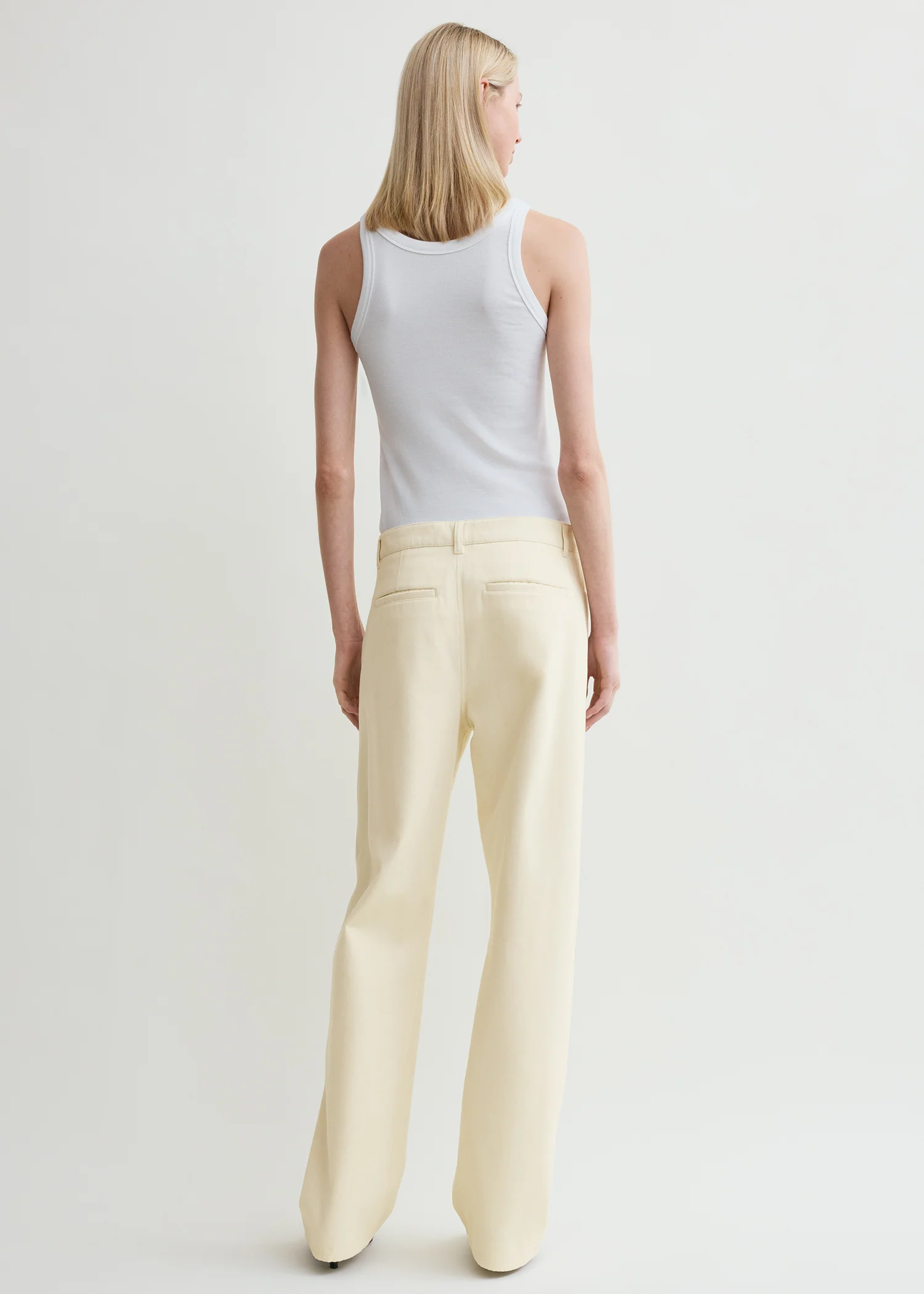 Curved rib tank white - Image 3