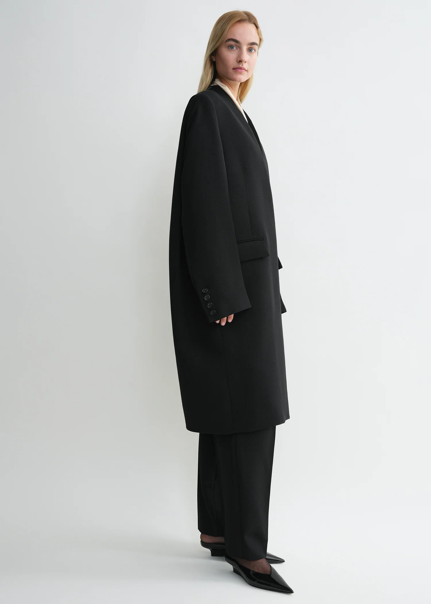 Deep pleat coat black - Image 3