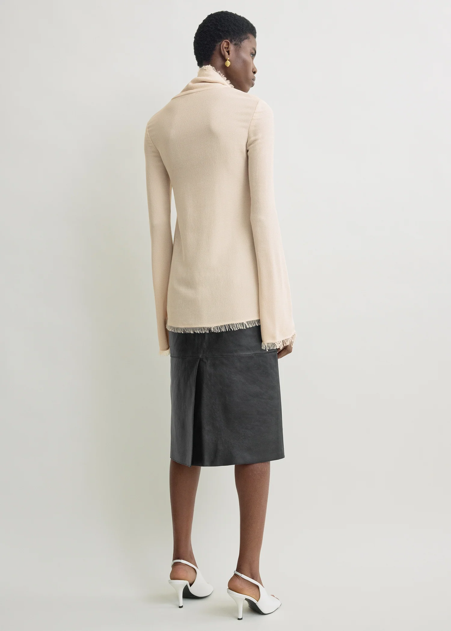 Frayed-edge slim top stone - Image 3