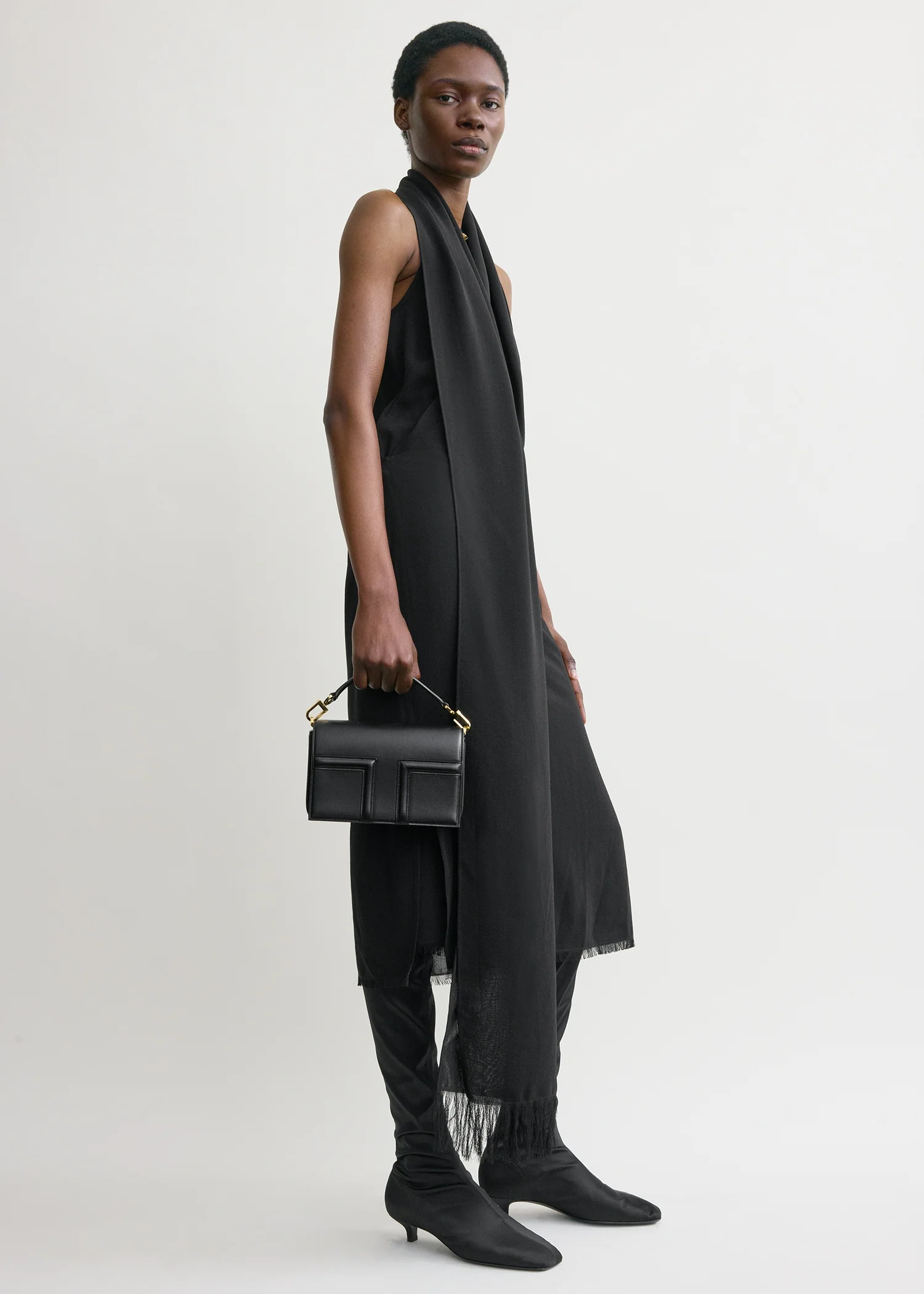 Mini T-flap leather bag black - Image 3