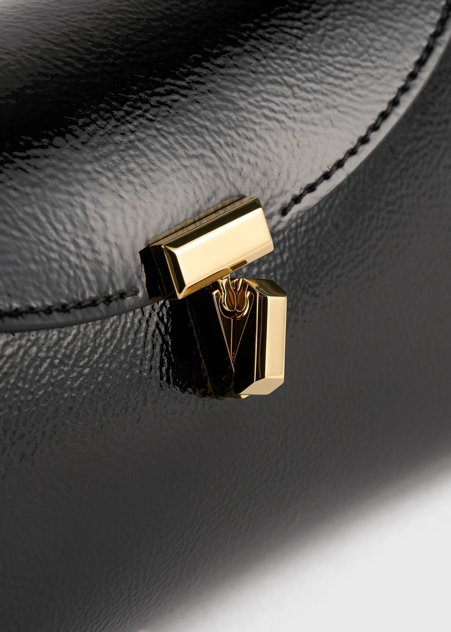 Mini T-lock naplack clutch black - Image 4