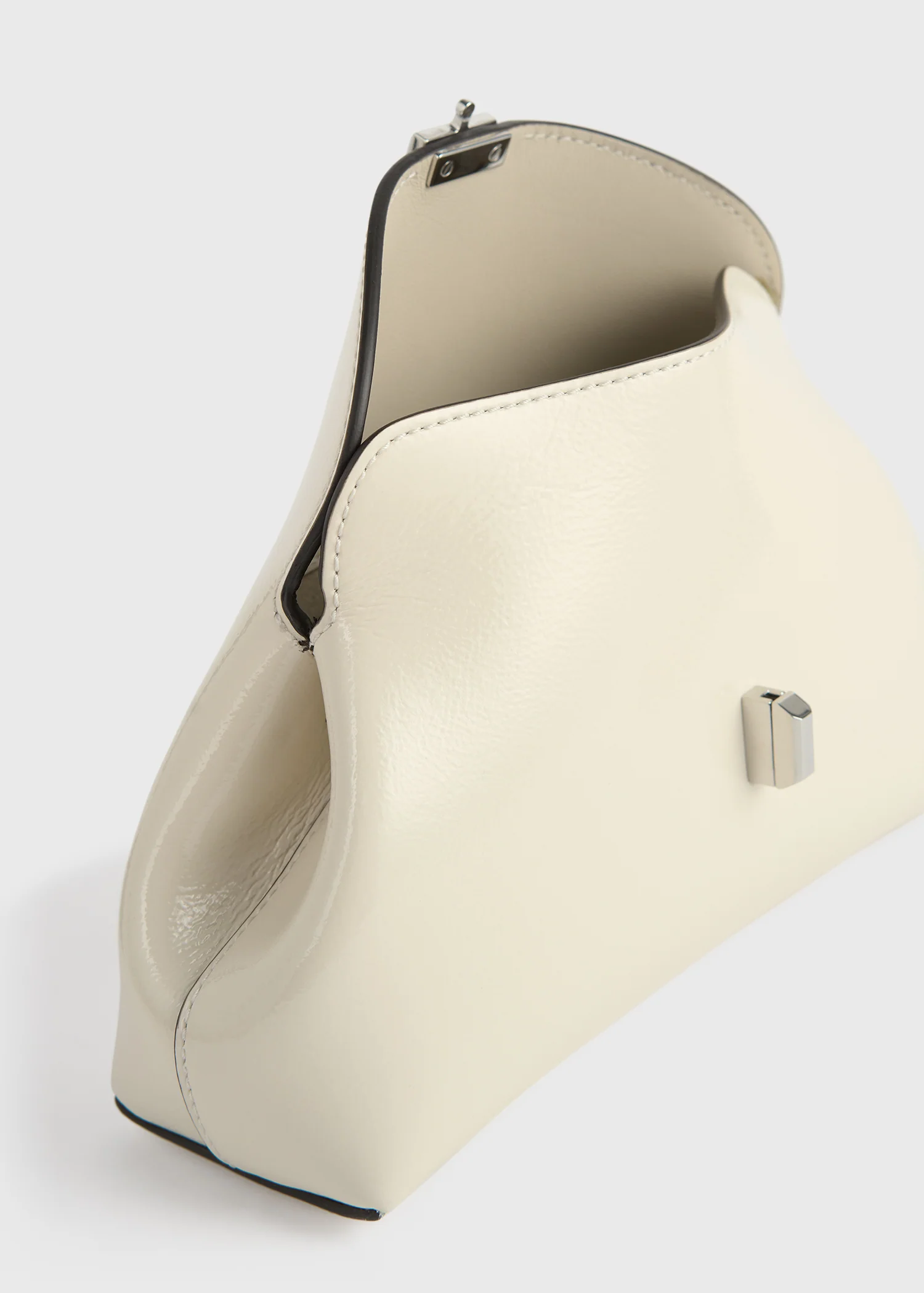 Mini T-lock naplack clutch milk - Image 6