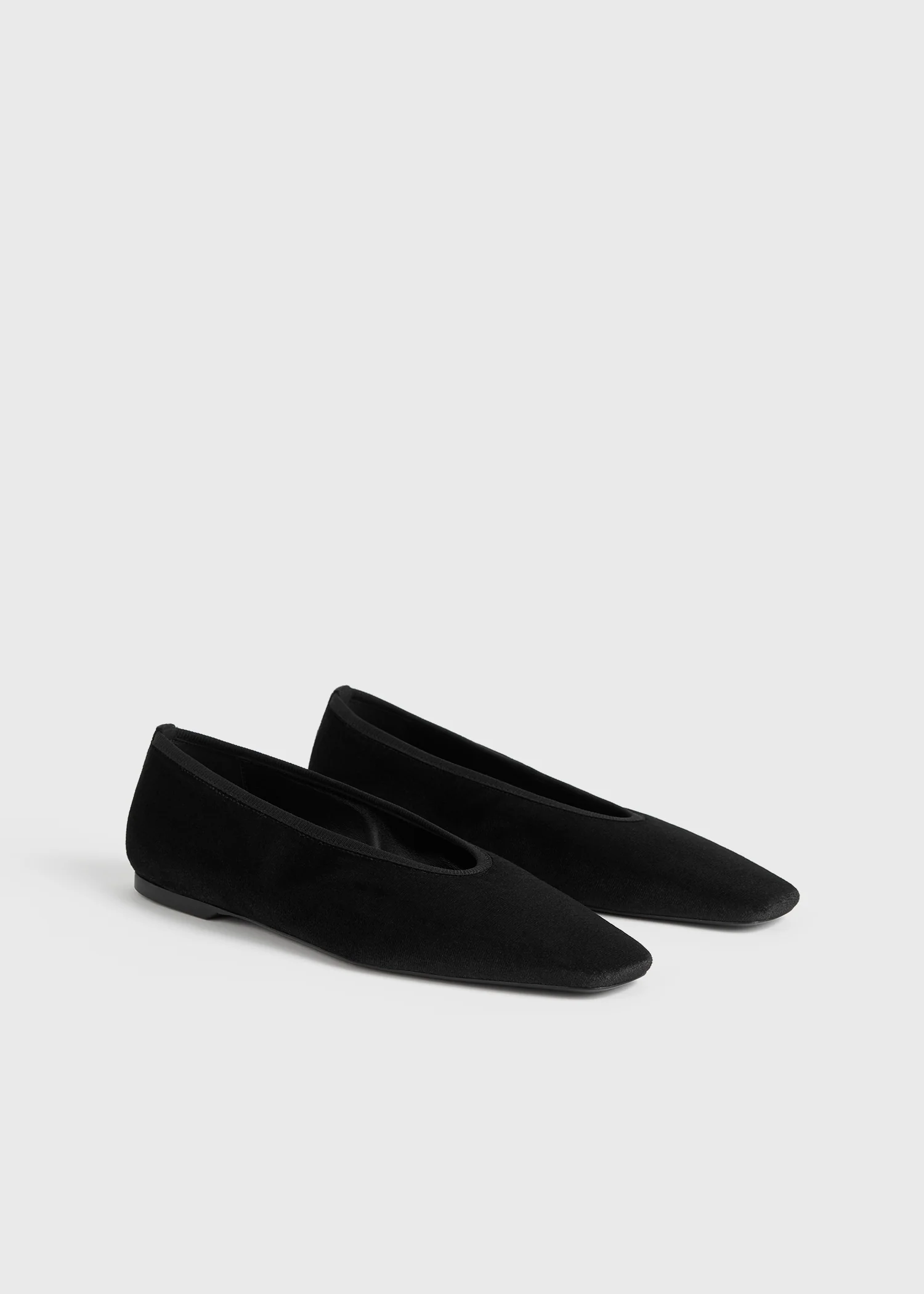 Minimalist velvet ballerinas black - Image 7