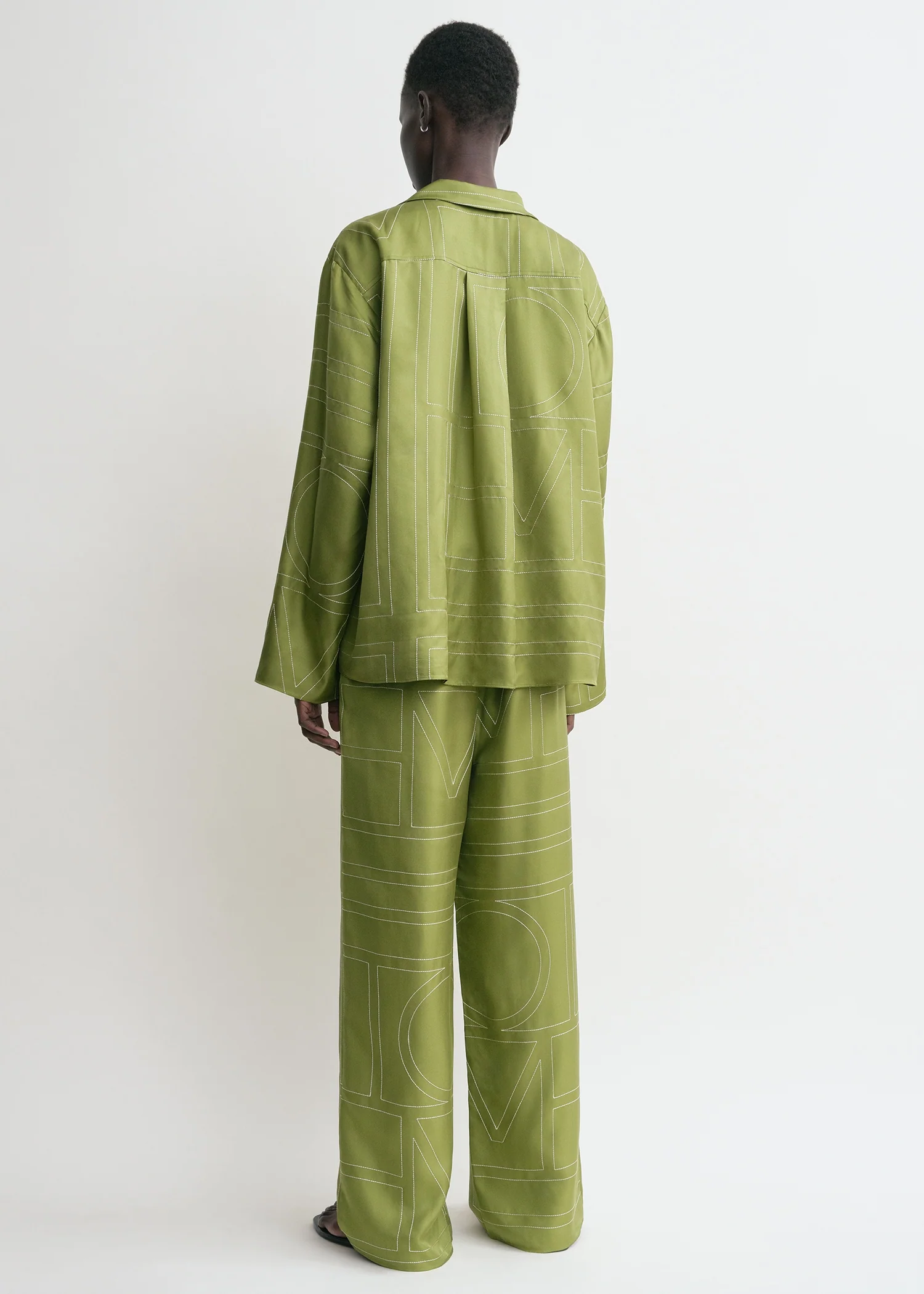 Monogram silk pj top laurel - Image 3