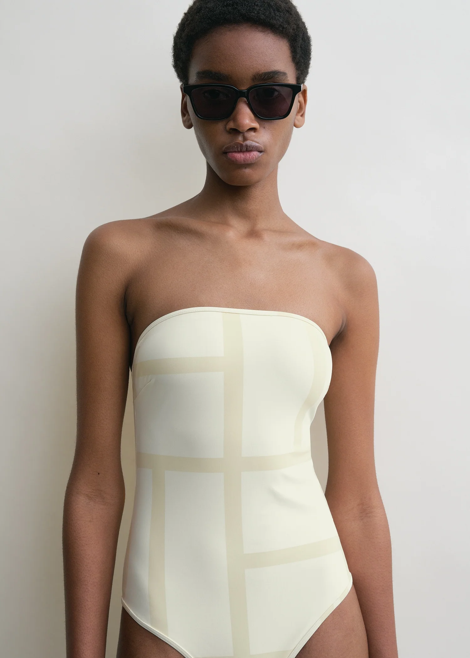 Monogram strapless swimsuit ecru/straw - Image 4