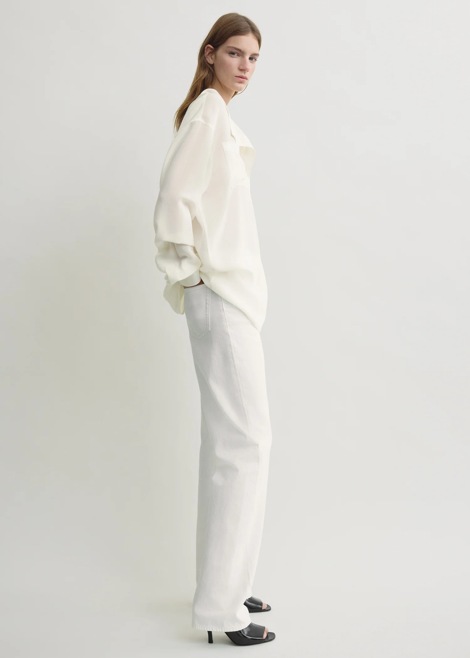 Overlapping collar blouse milk - Image 3