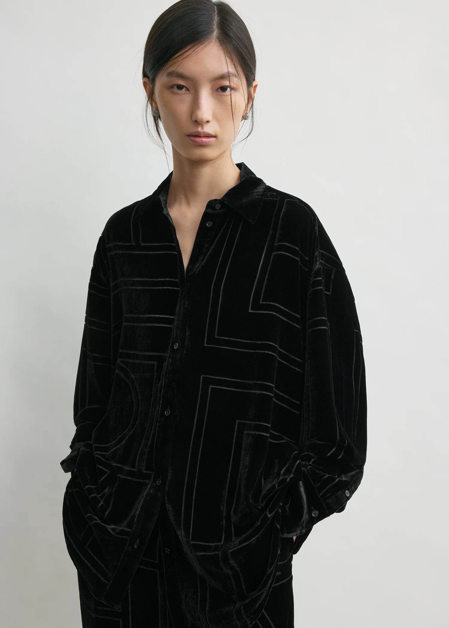 Oversized devoré shirt black - Image 4