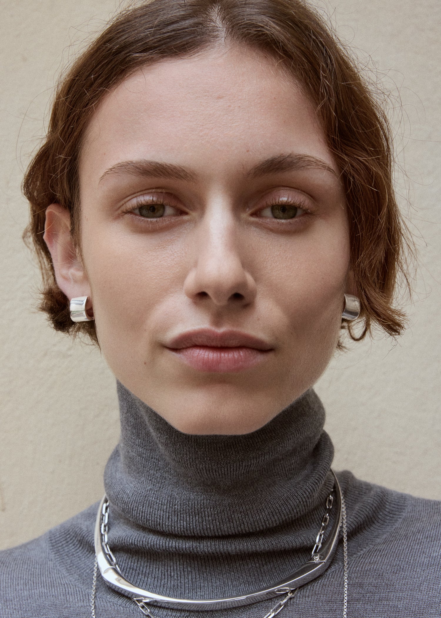 Petite signature hoops silver - Image 3