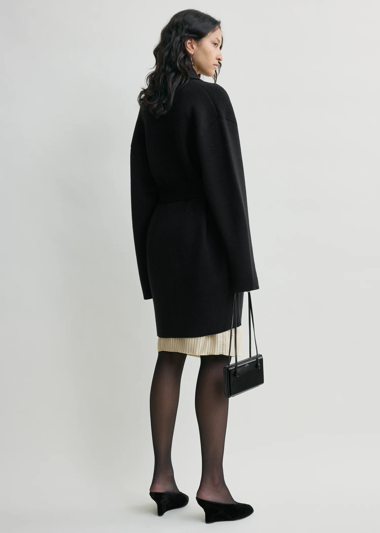 Shawl-lapel robe black - Image 3