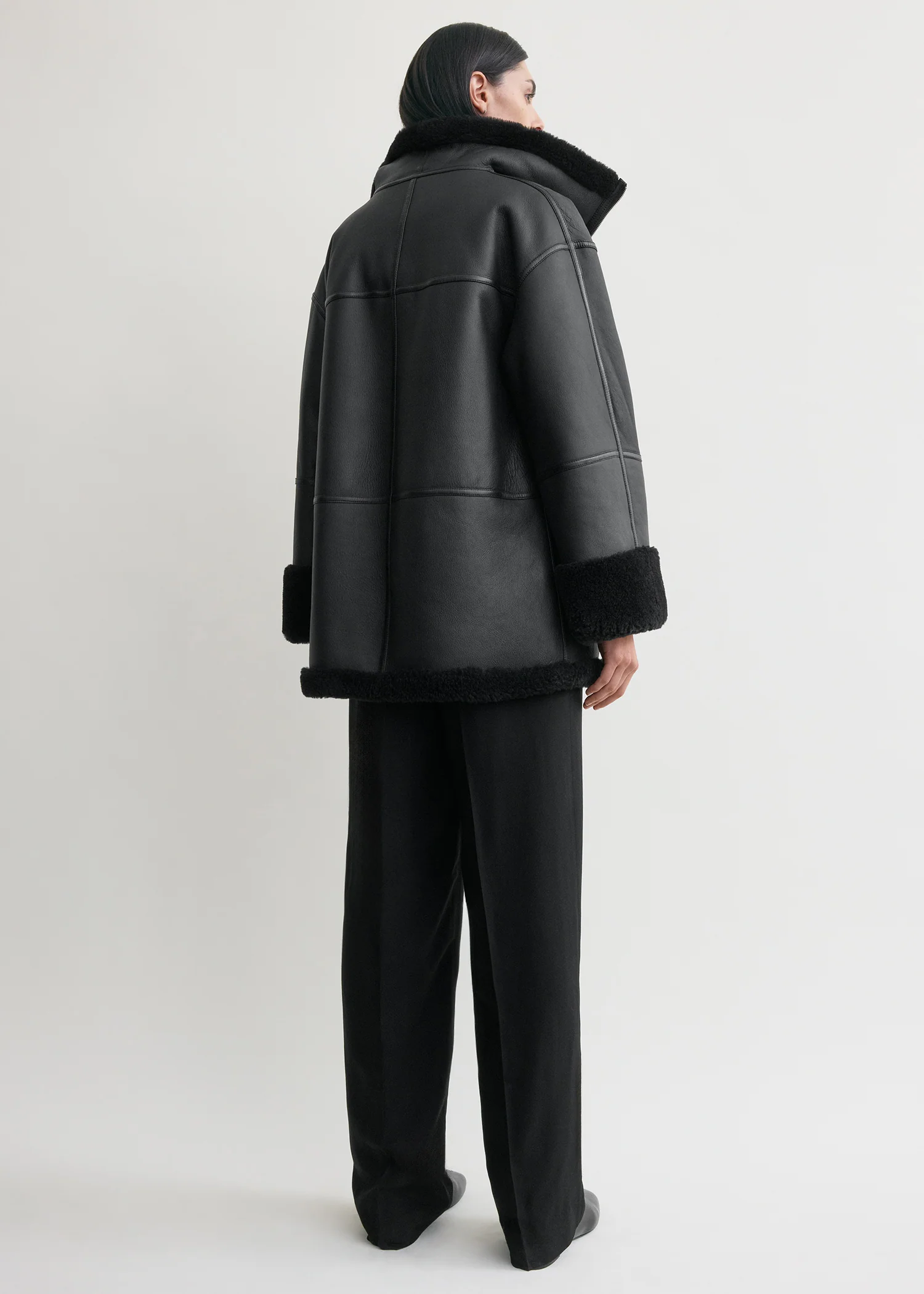 Signature shearling jacket black - Image 3