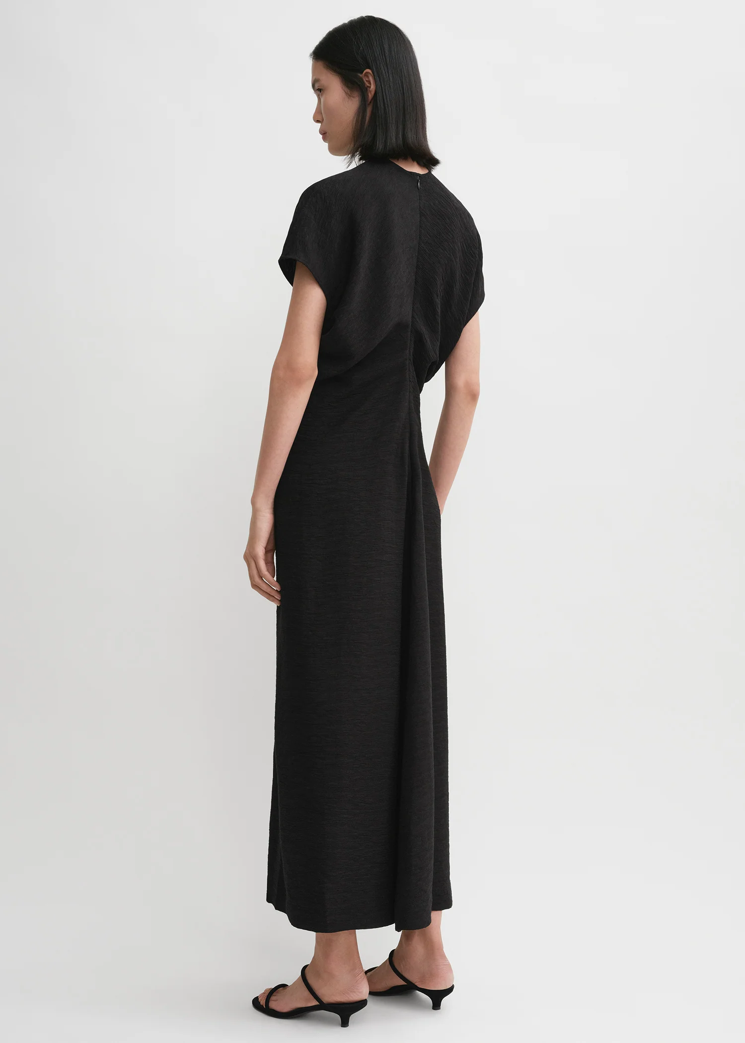 Slouch waist crinkled dress black - Image 3