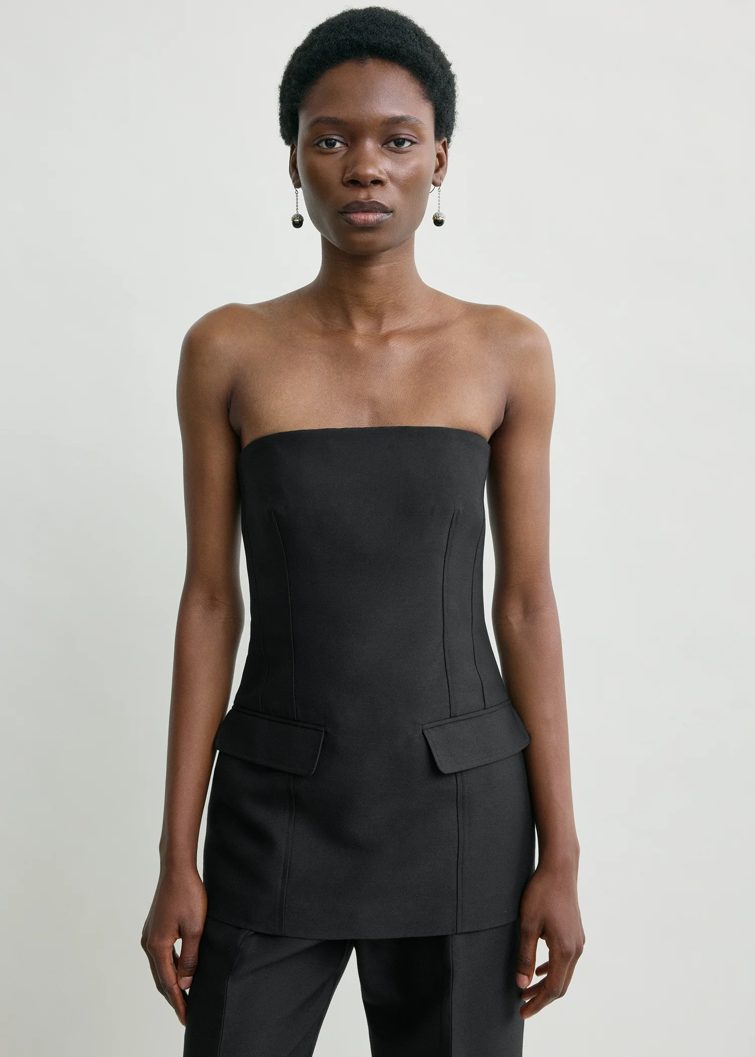 Strapless crepe pocket top black - Image 4