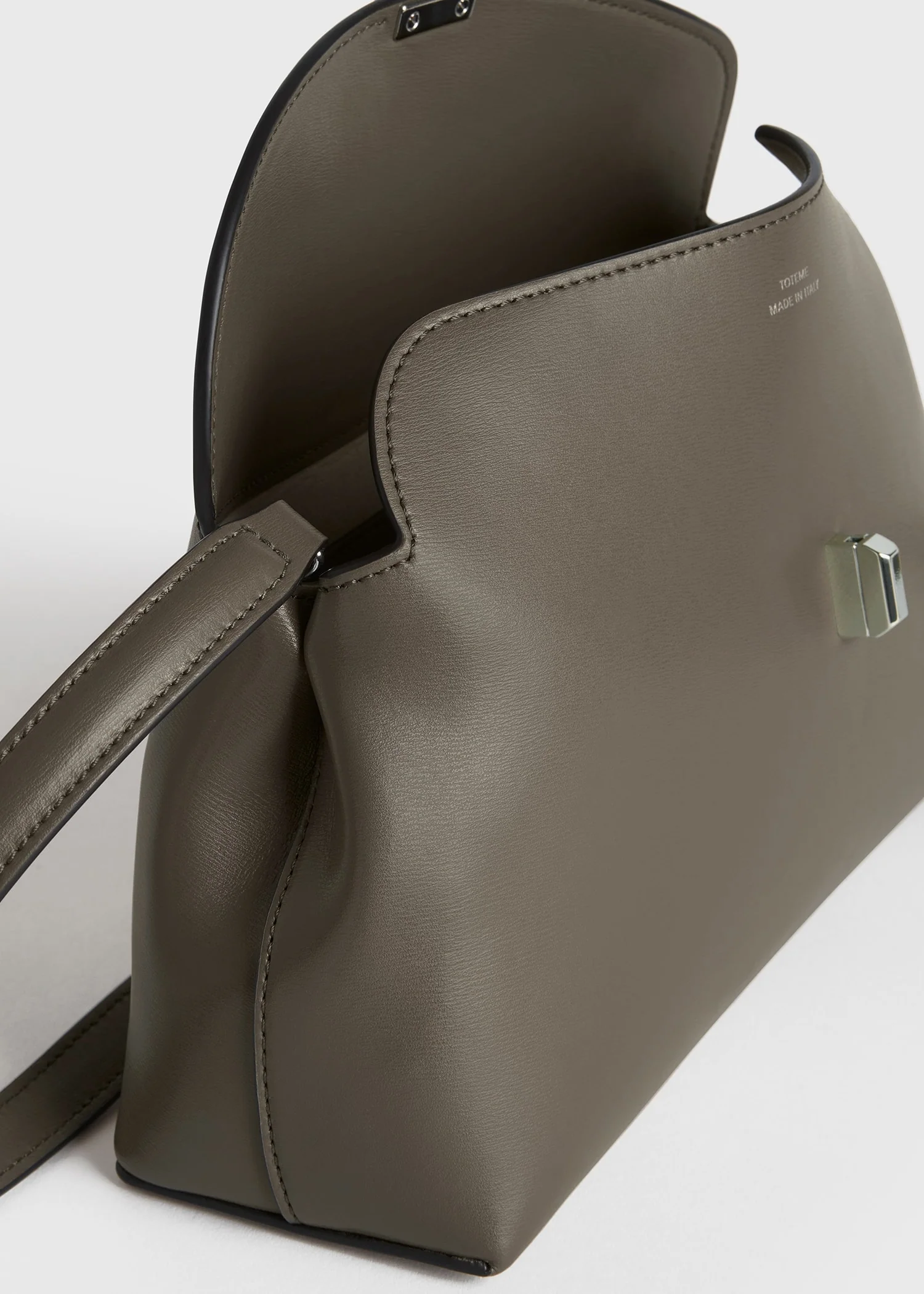 T-lock leather clutch ash - Image 6