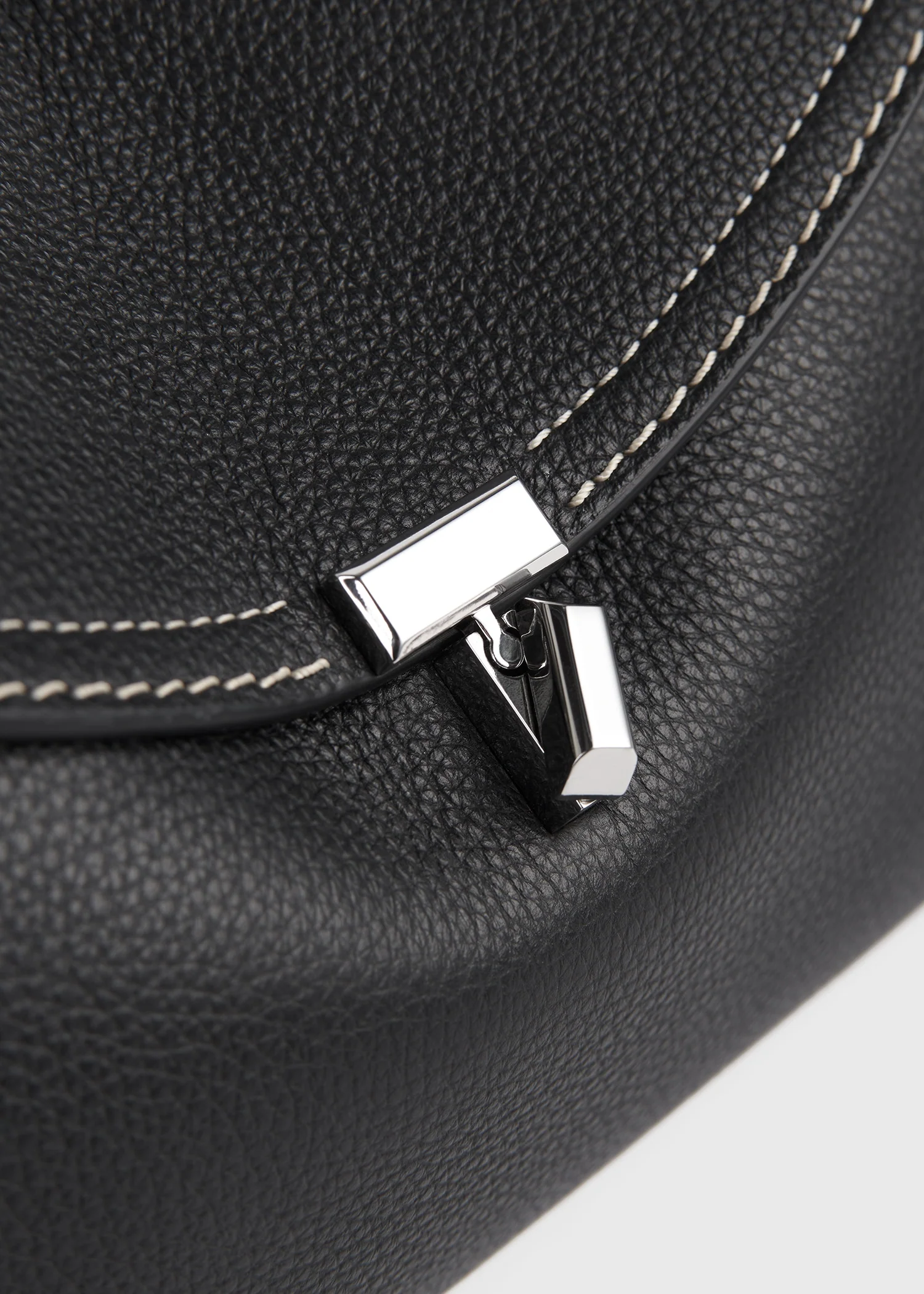 T-lock grained-leather clutch black - Image 5