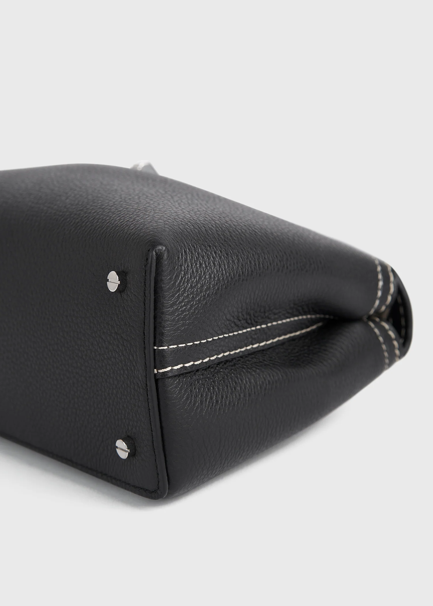 T-lock grained-leather clutch black - Image 6