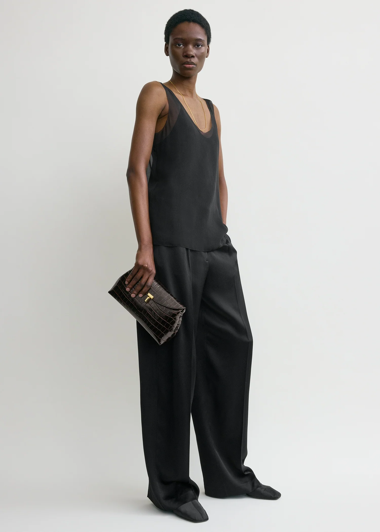 T-lock croco-embossed clutch dark brown - Image 3