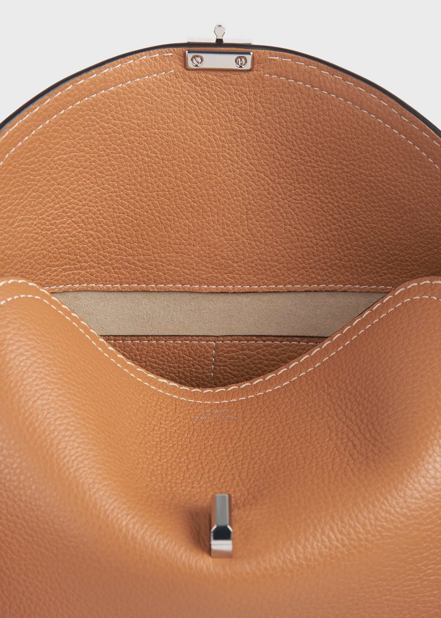 T-lock grained-leather clutch tan - Image 7
