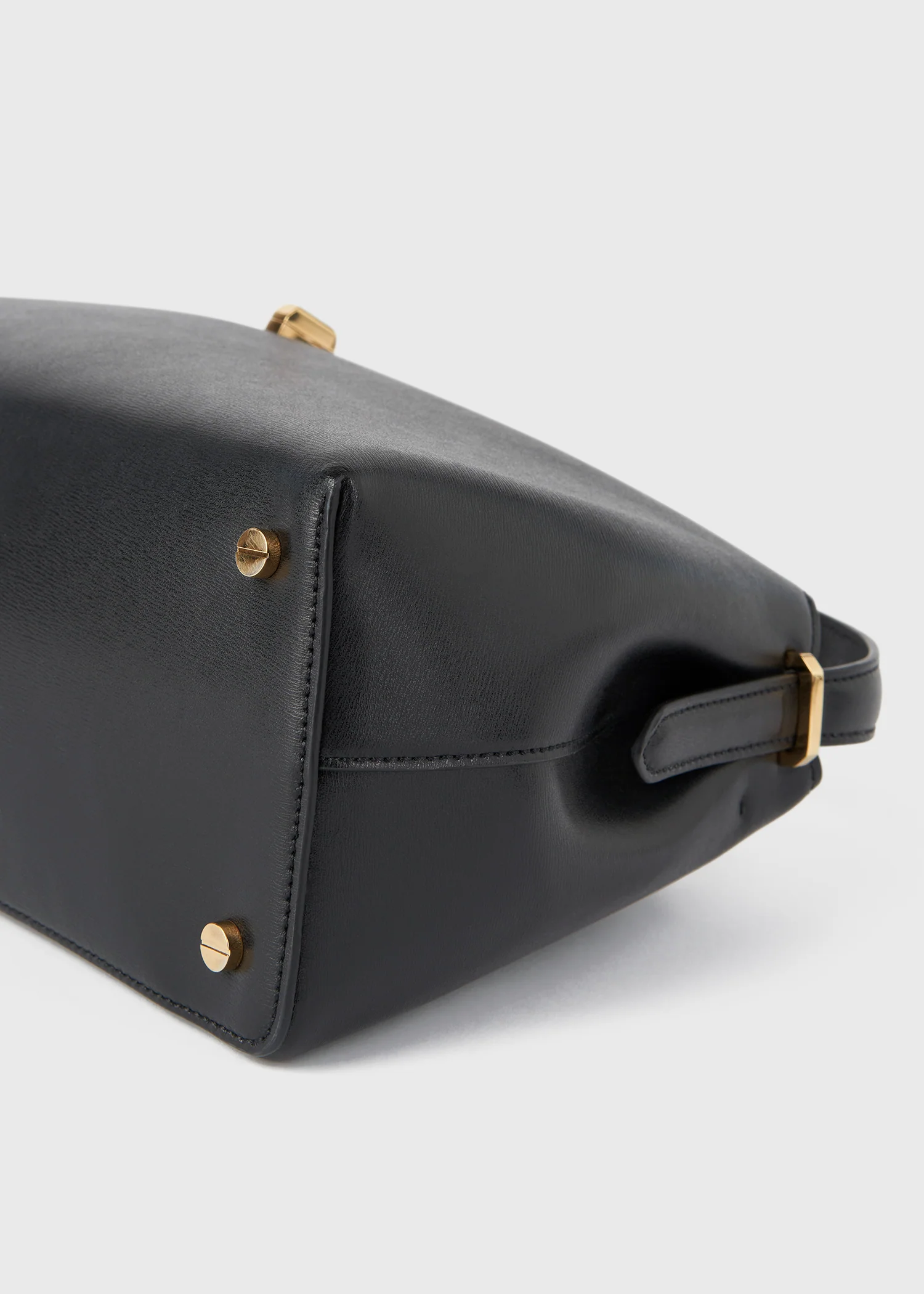 T-lock leather top handle black - Image 6