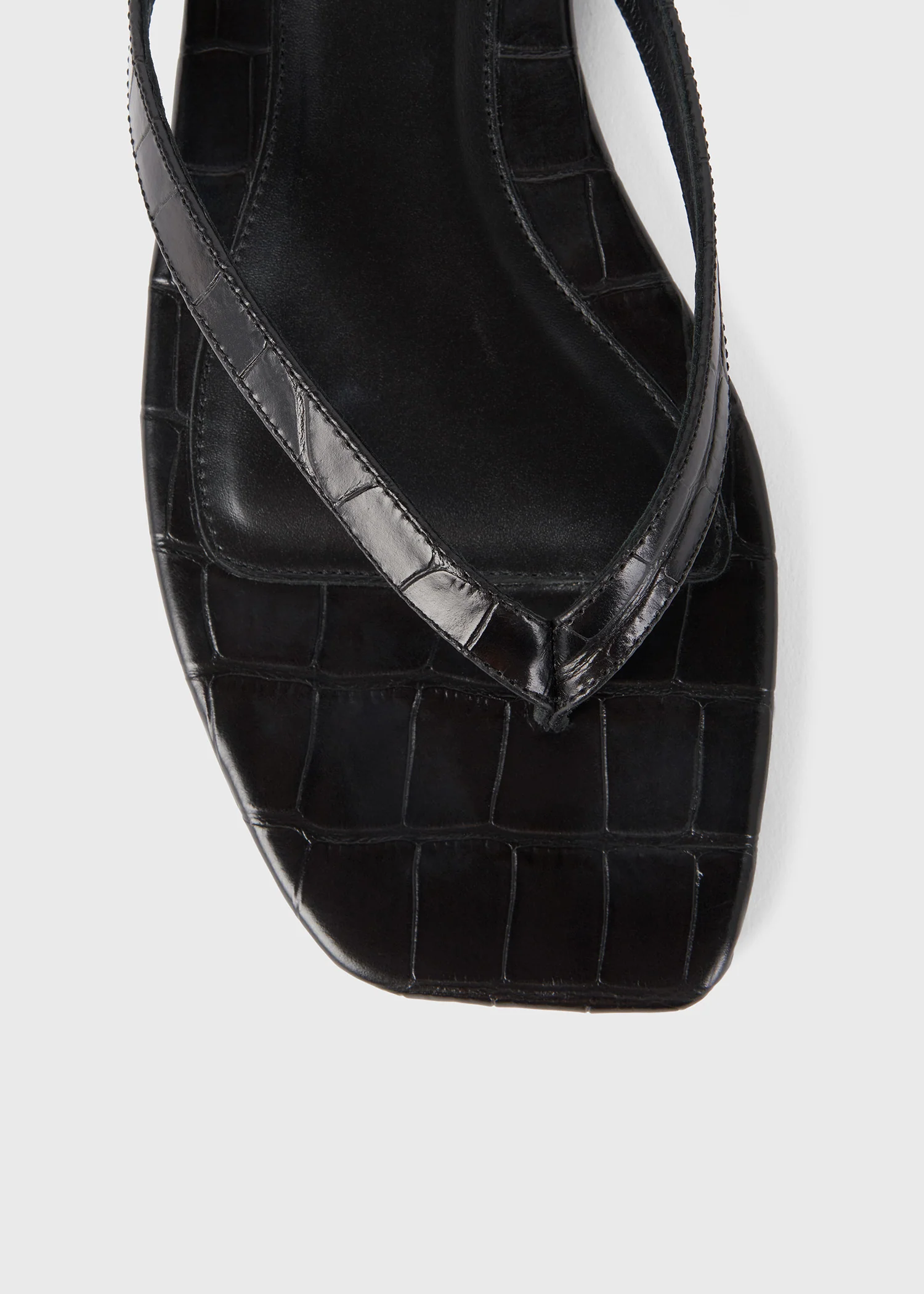 Croco-embossed flip flops black - Image 6