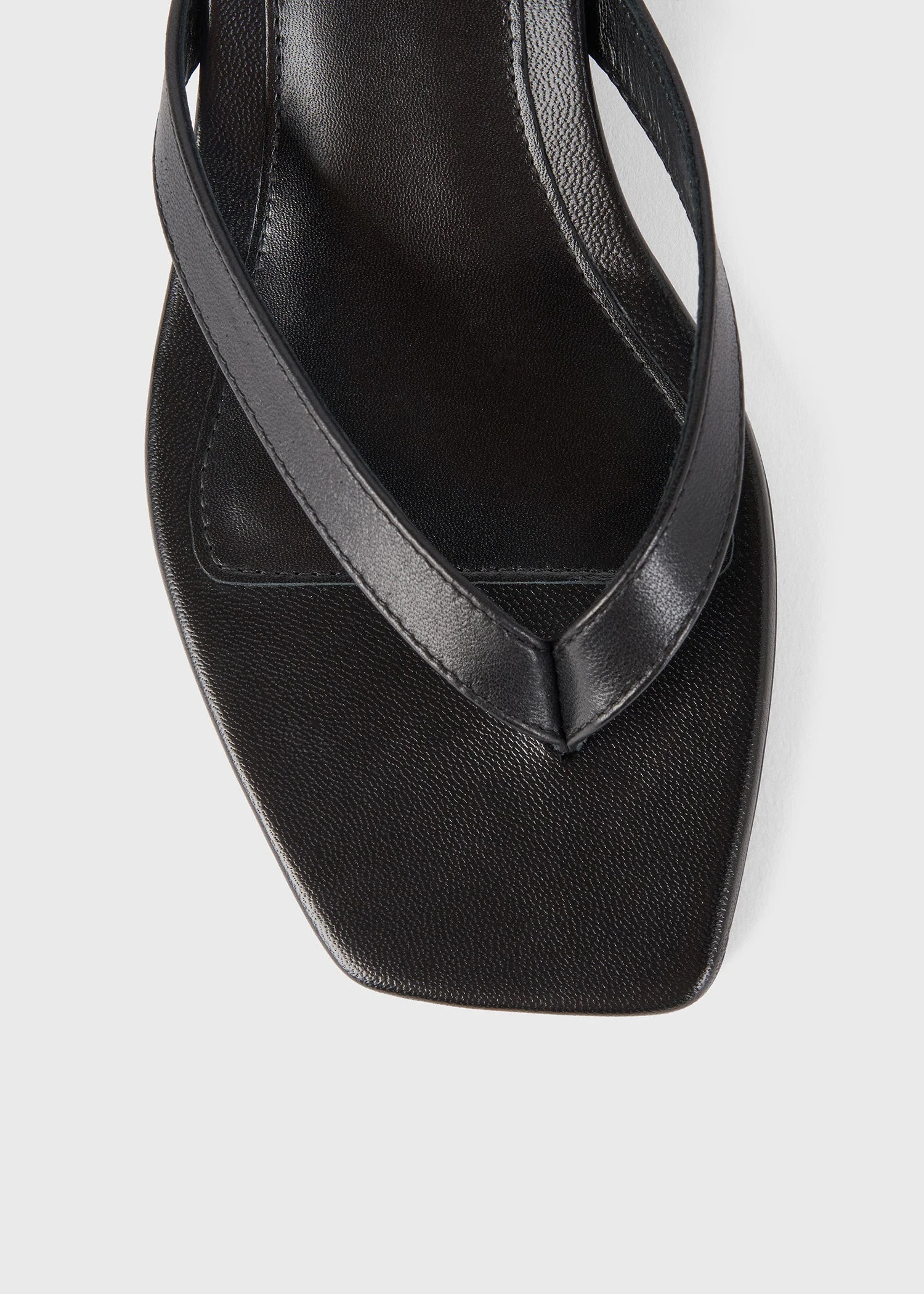 Leather heeled flip flops black - Image 6