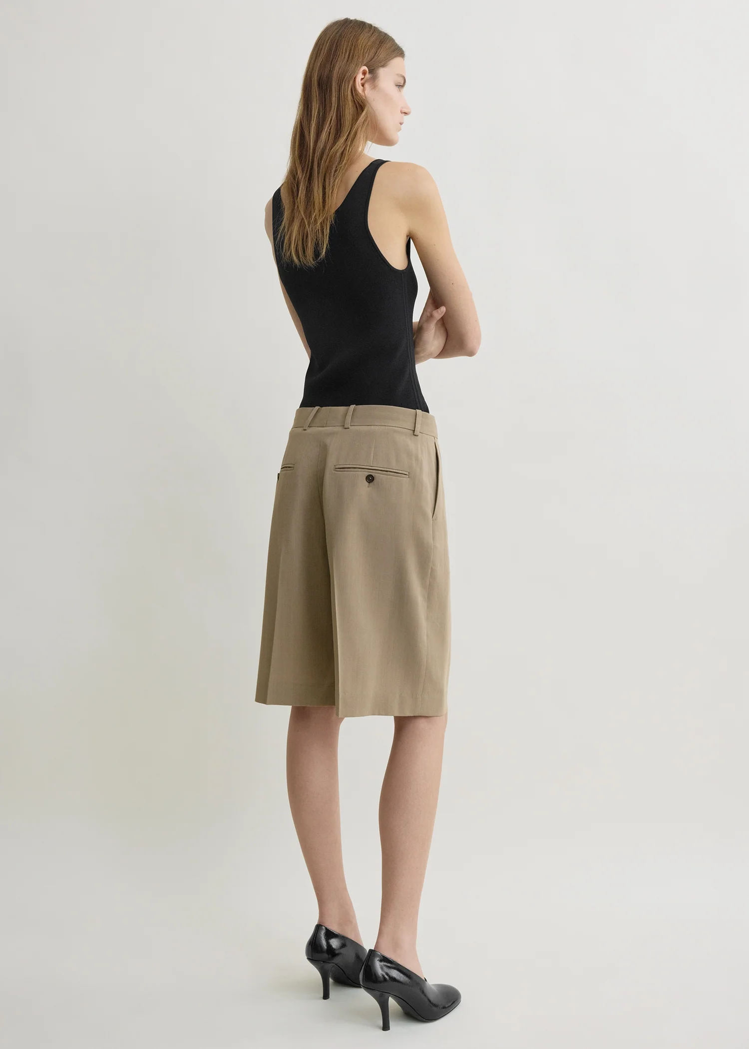 Wide fluid shorts taupe - Image 3